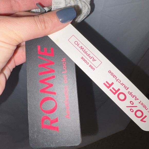 🌸5/$15 - Picture 4 of 6